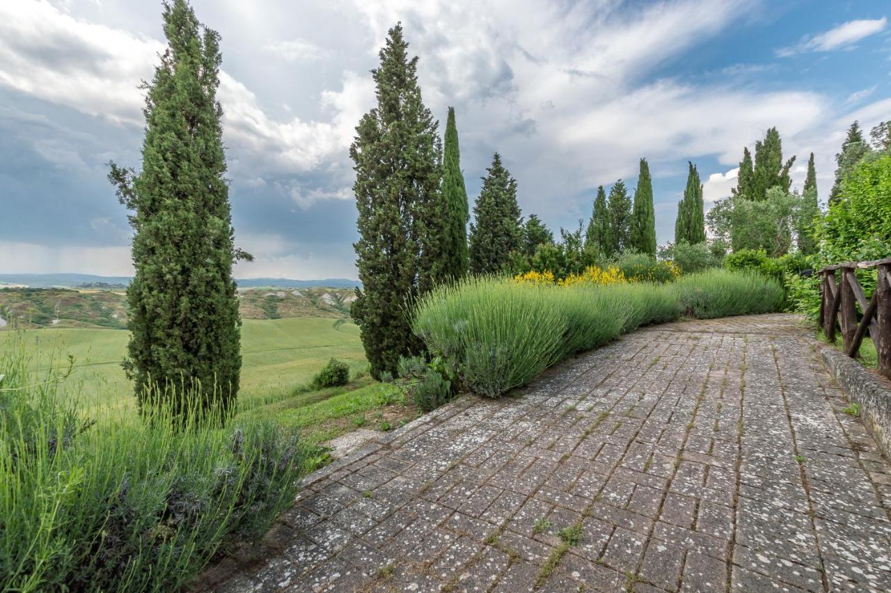 Tuscany Balcony: Crete Senesi Casetta Buitenkant foto
