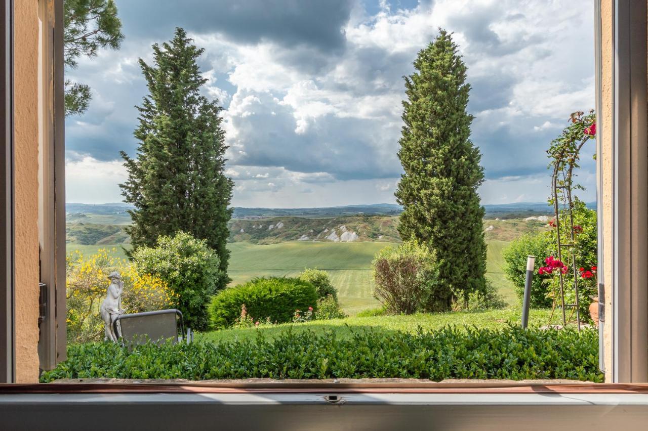 Tuscany Balcony: Crete Senesi Casetta Buitenkant foto