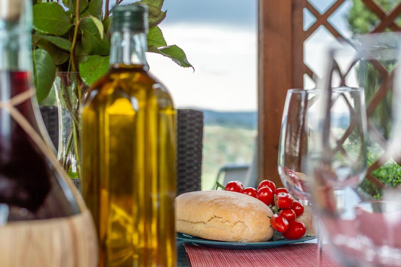 Tuscany Balcony: Crete Senesi Casetta Buitenkant foto
