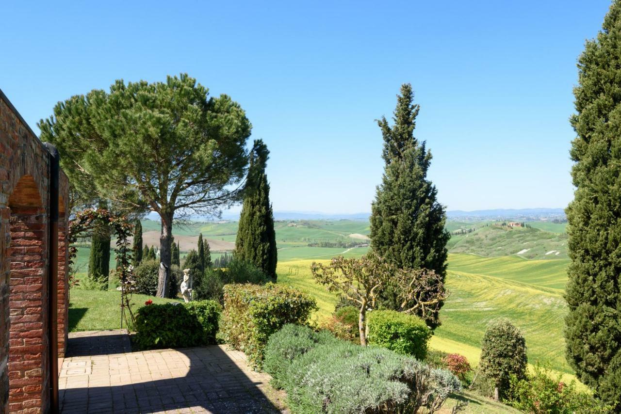 Tuscany Balcony: Crete Senesi Casetta Buitenkant foto