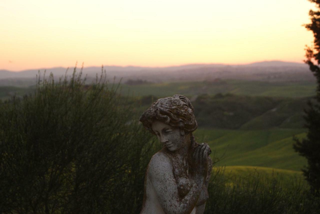 Tuscany Balcony: Crete Senesi Casetta Buitenkant foto